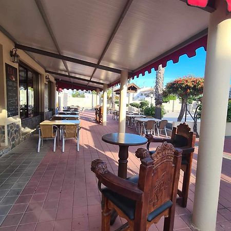 Alex Bungalow Apartment Torrevieja Luaran gambar